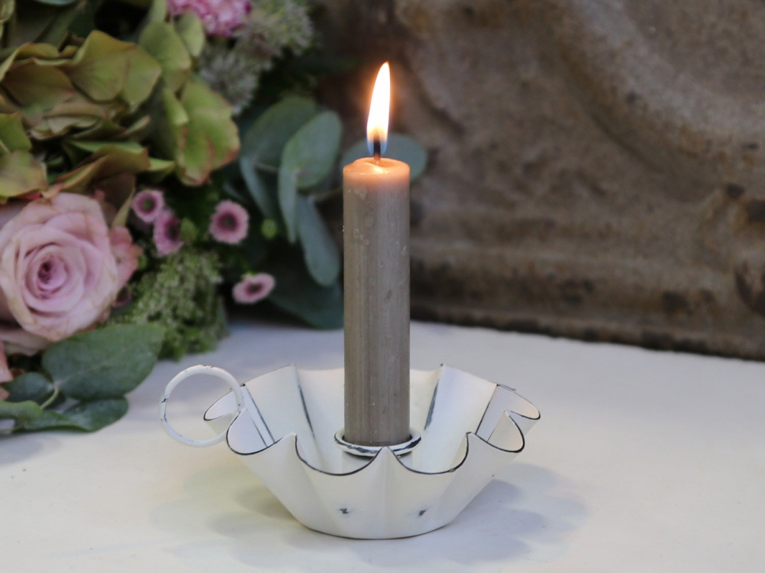 Chic Antique Metall Stabkerzenhalter Weiß Henkel 11 cm Kammerleuchter