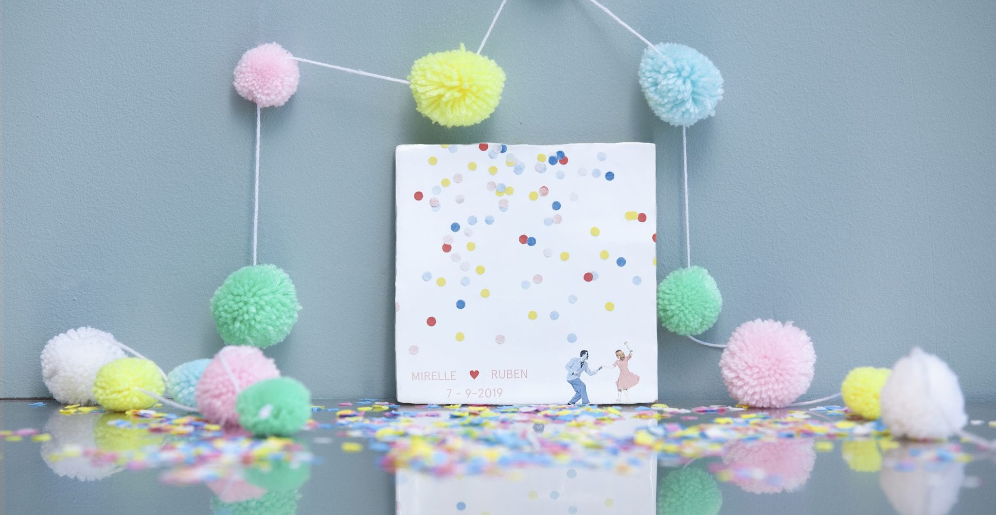 Storytiles Delft Blue Feest der Liefde Fliese 10x10 cm Konfetti