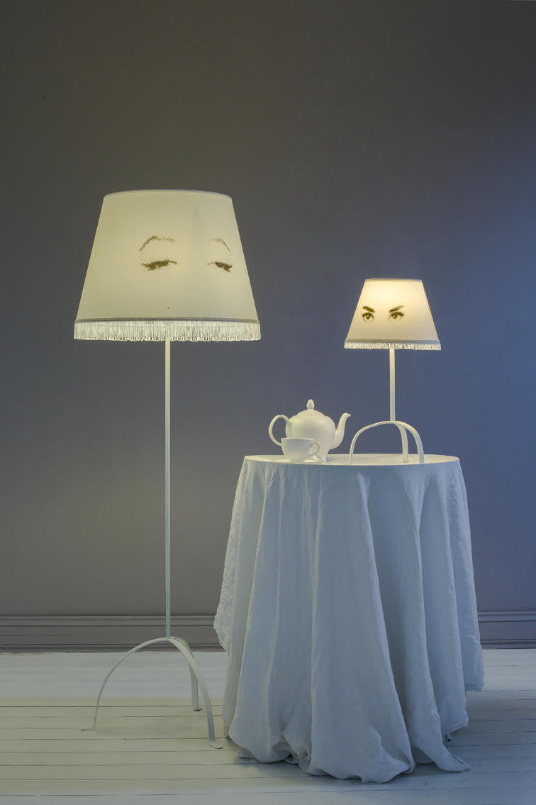 Mineheart Lighting Eye Doll Tischlampe Audrey Weiß 52cm
