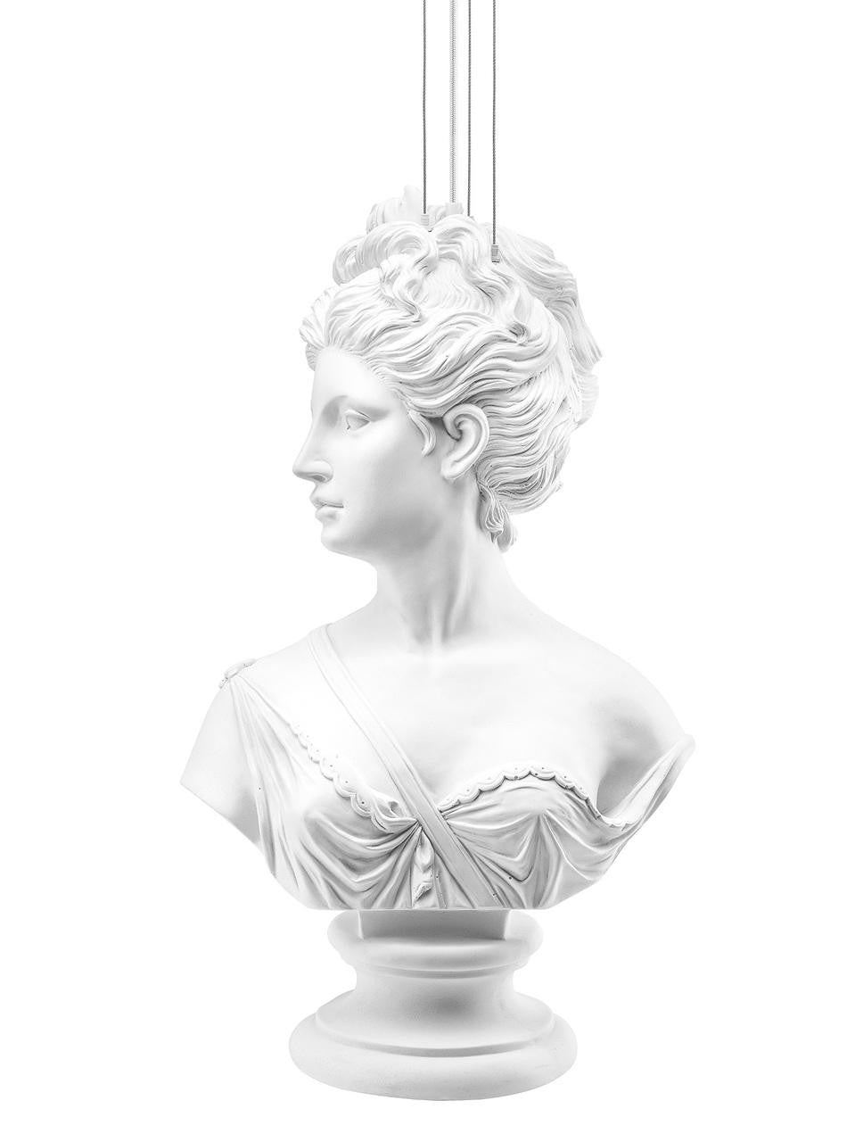 Mineheart Muse Statue Pendelleuchte XL Büste 47x68cm