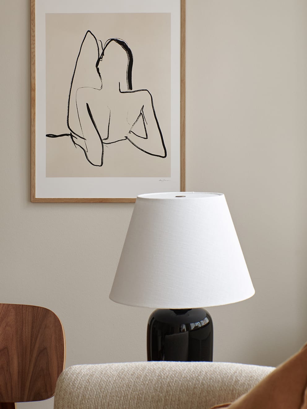 The Poster Club Art Prints Lueur Poster 30x40 cm beige minimalistisch