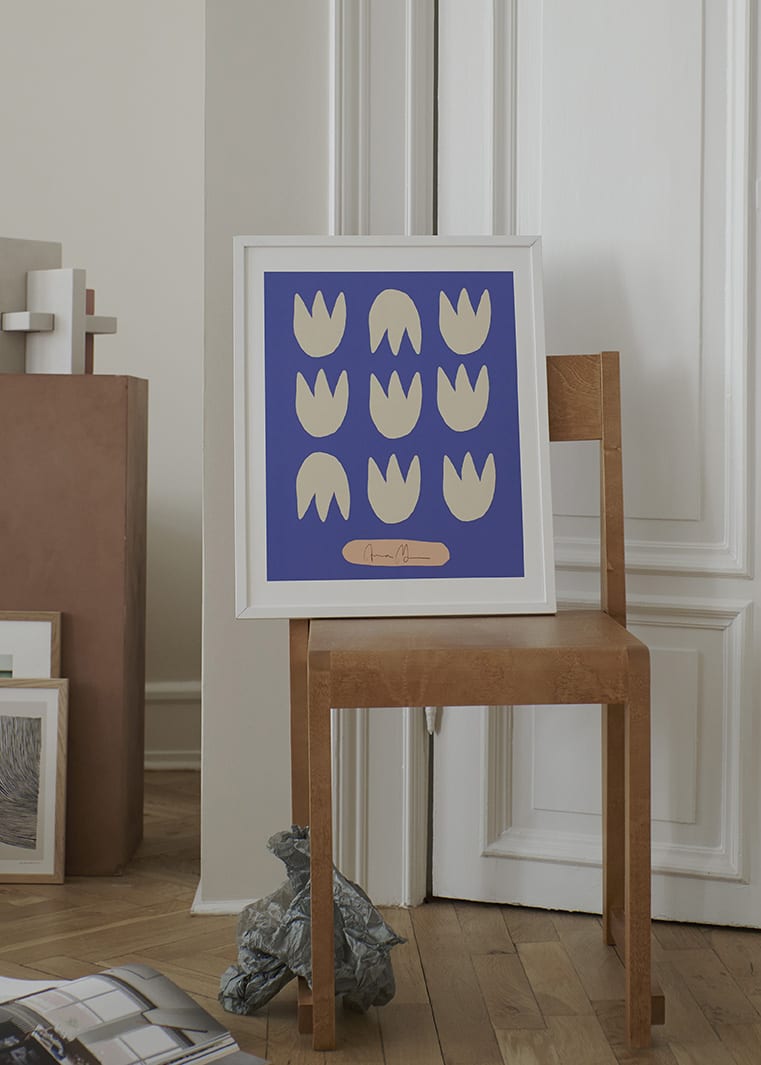 The Poster Club Blue Tulips Poster 40x50 cm blau