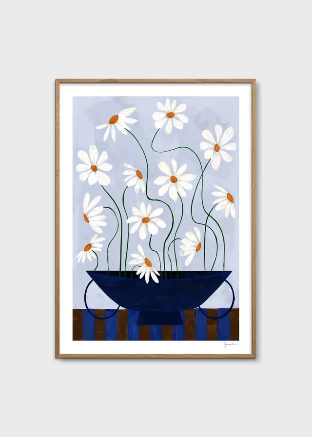 The Poster Club Daisies in Blue Vase Poster 30x40 blau