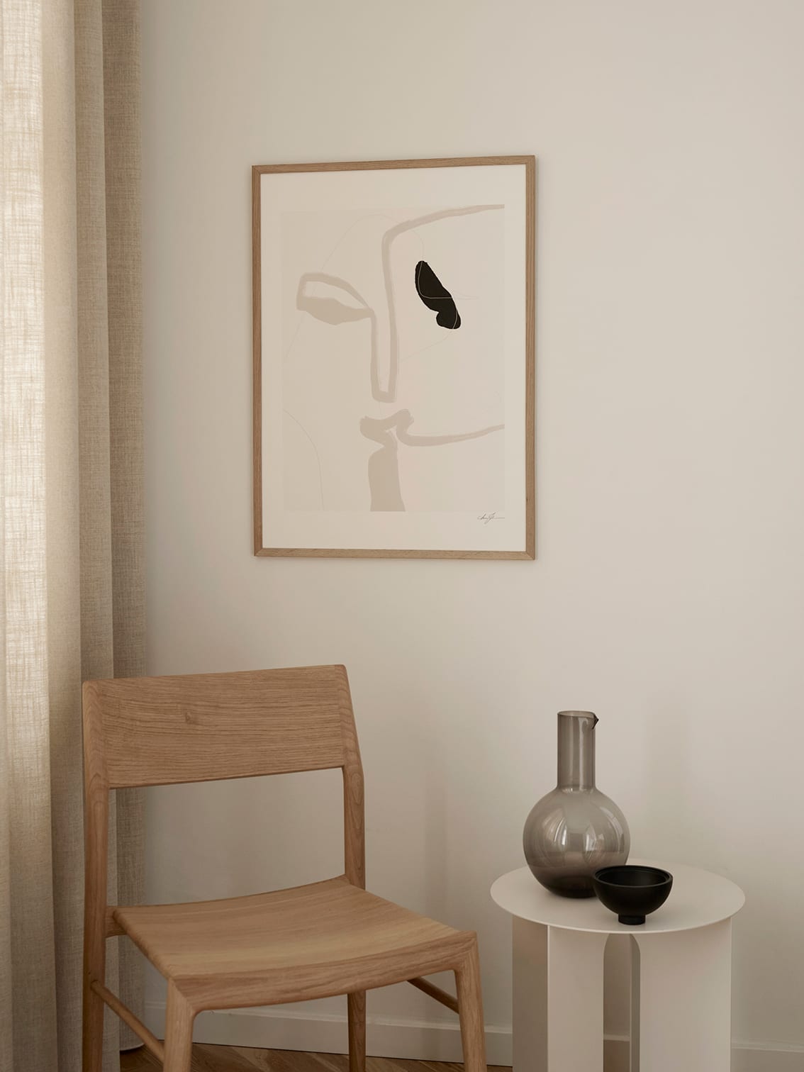 The Poster Club Art Prints Kiss Poster 30x40 cm beige
