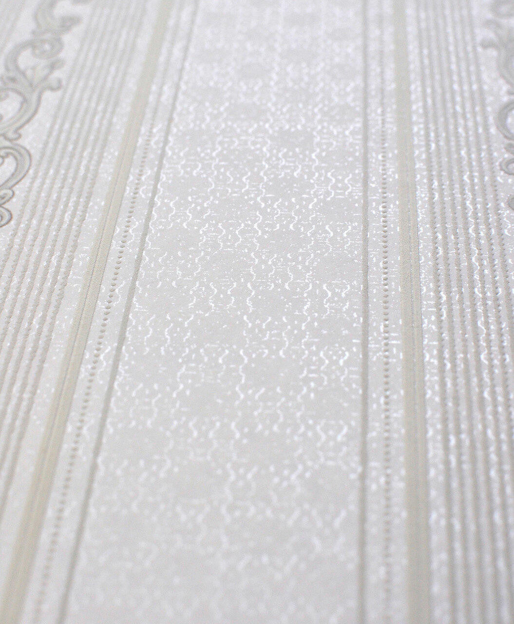 Mineheart Wallpaper Audley Tapete Warm White Streifen 53cm