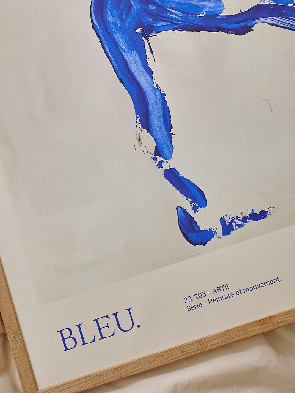 The Poster Club Bleu Kunstdruck 30x40 cm beige-blau