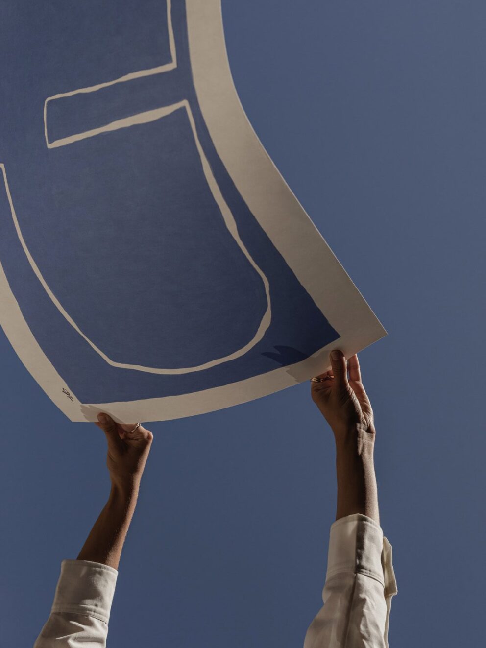 The Poster Club Art Prints The Route Poster A4 blau