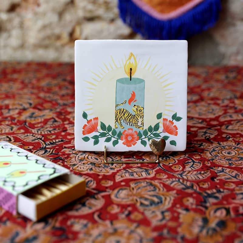 StoryTiles Delft Blue Licht geeft kracht Fliese S 10x10 cm Kerze