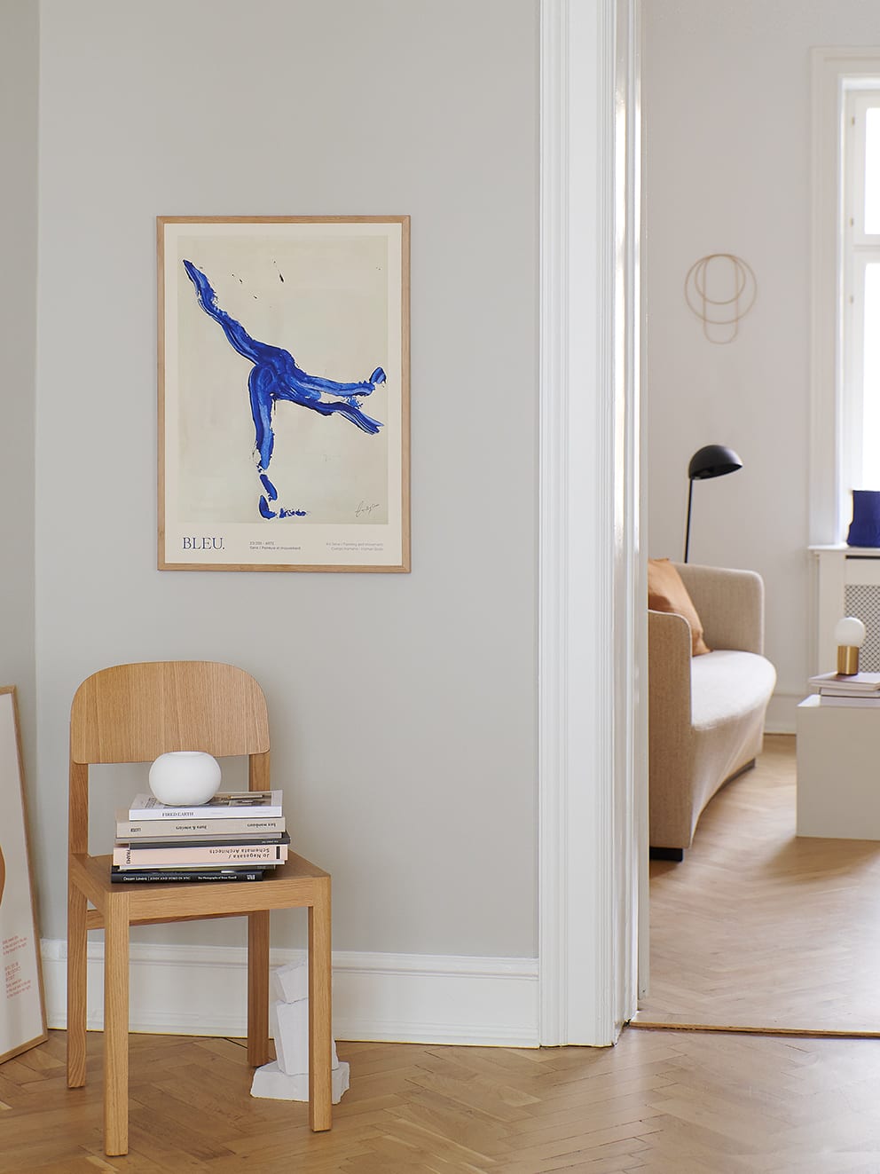 The Poster Club Bleu Kunstdruck 30x40 cm beige-blau