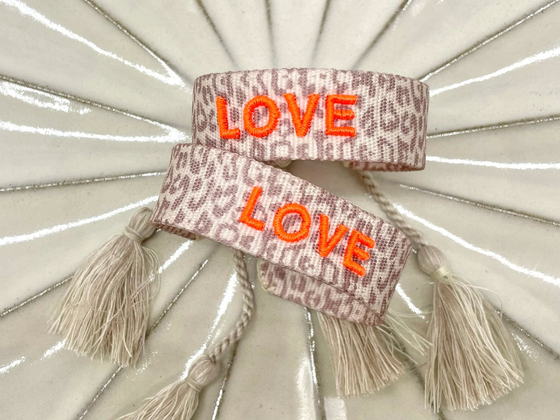 LS-LebenStil Love Leo Leopard Statement Armband Neon Orange