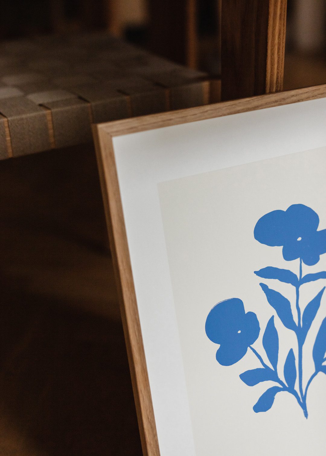 The Poster Club Bloemen 01 Poster A4 blaues Blumenmotiv