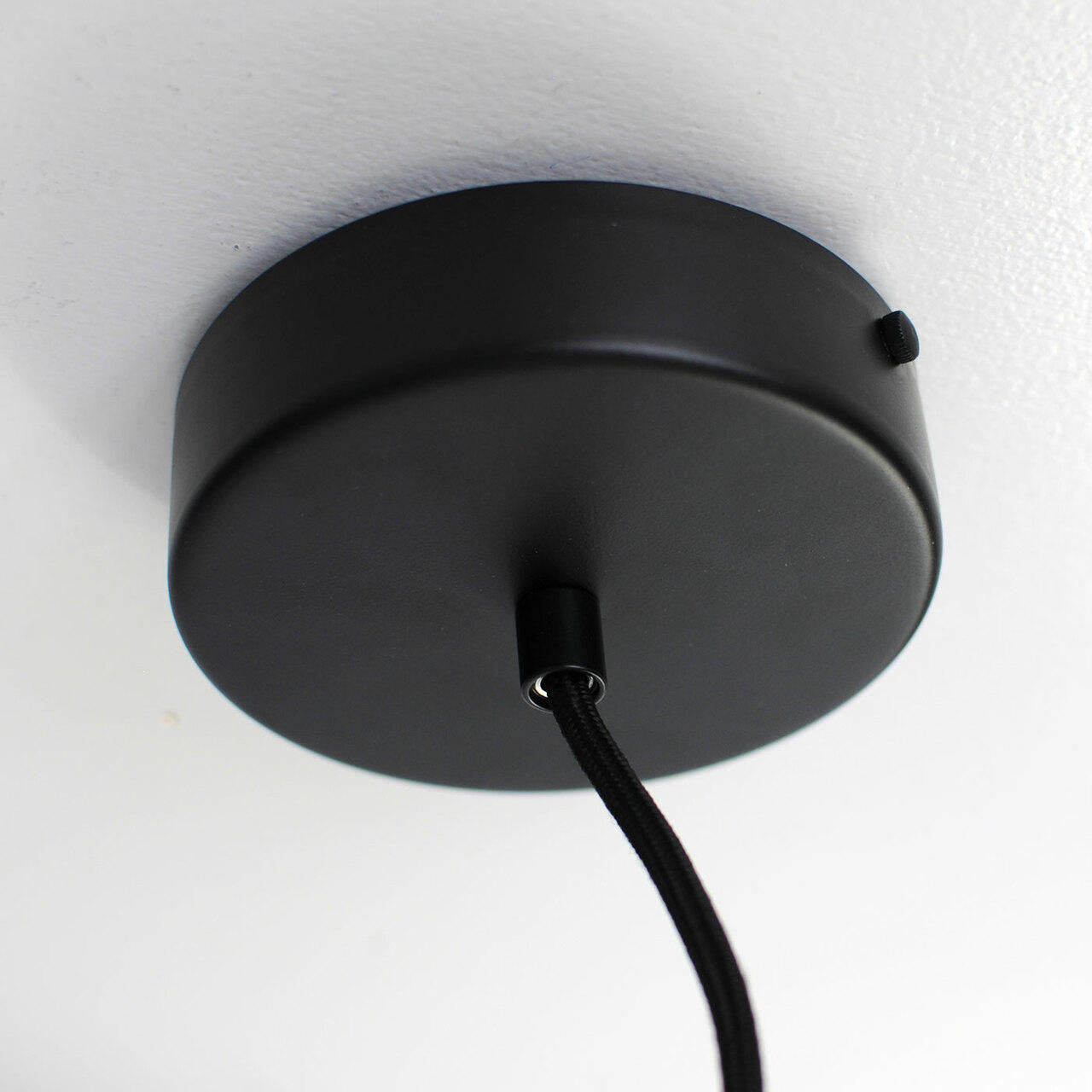 Mineheart Lighting King Edison Ghost Trio Pendelleuchte schwarz
