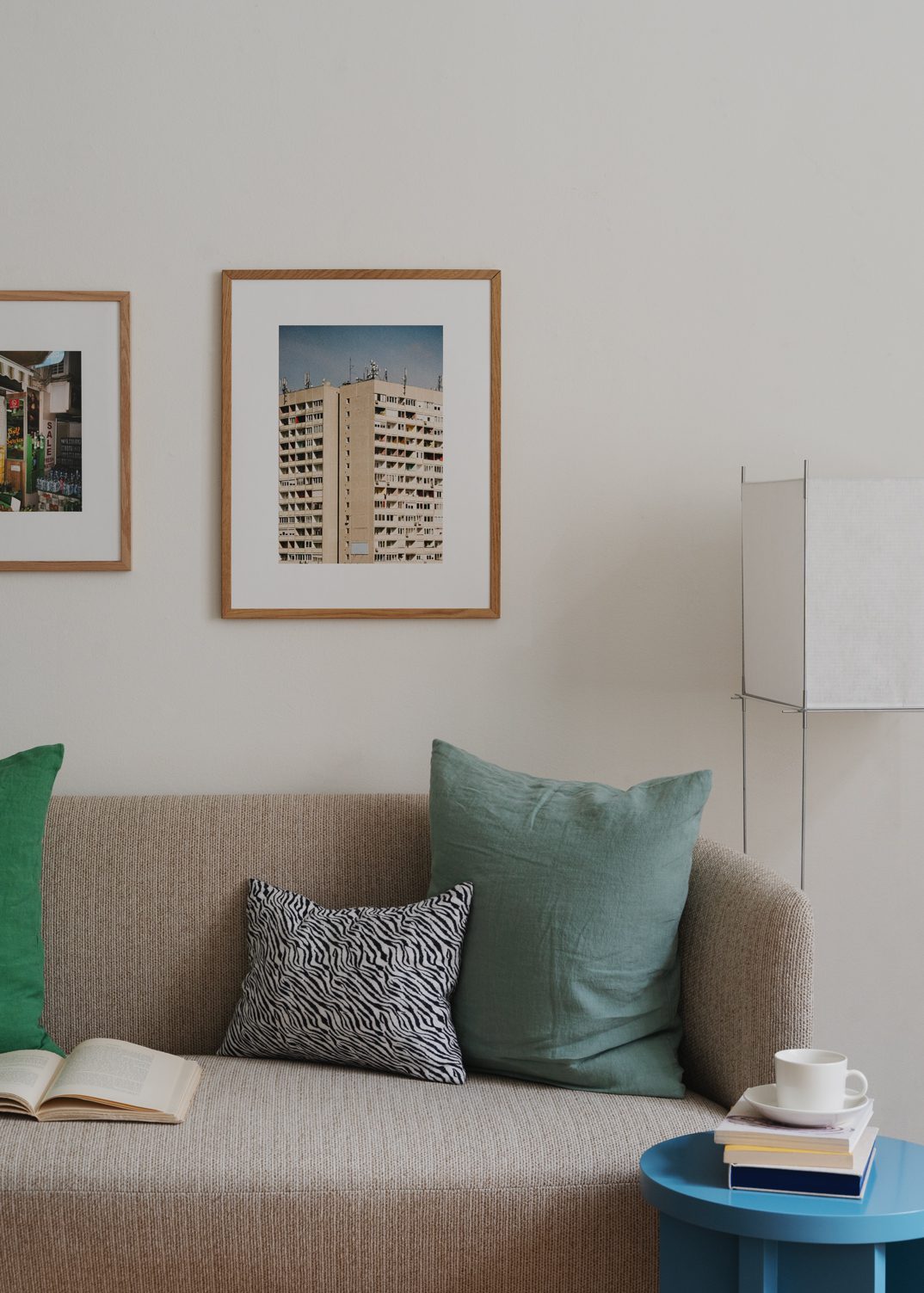 The Poster Club Block O'Clock Poster 40x50 cm beige